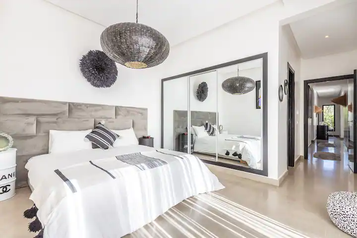 Lanterne marocaine traditionnelle de Villa Pearl